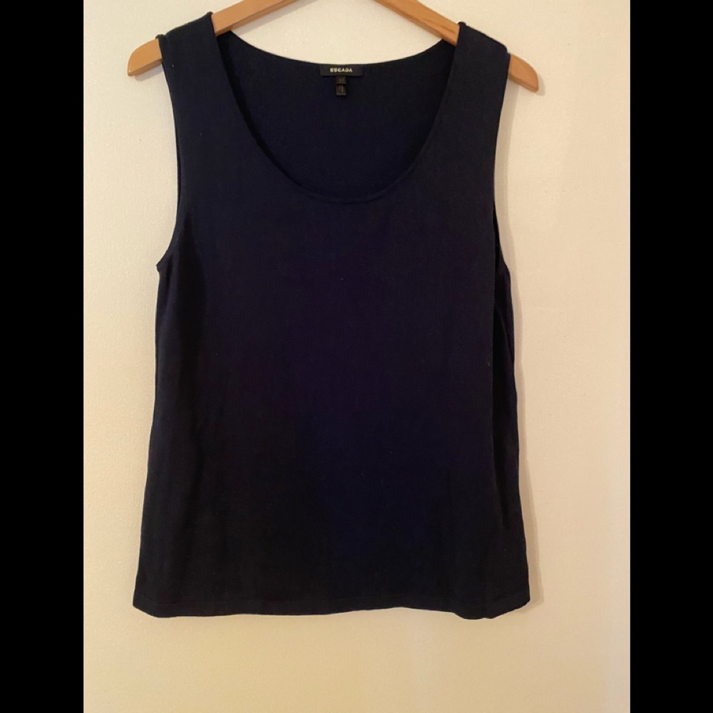 Escada knit top